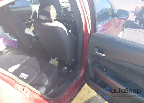 2014 Chrysler 200 Lx z USA, uszkodzony, nr VIN 1C3CCBAB4EN209899